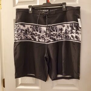Old Navy California sz 38 Tall board shorts unlined NWT beach resort vacation